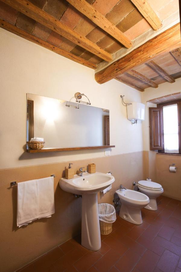 Locanda Del Viandante B&B Ангьяри Экстерьер фото